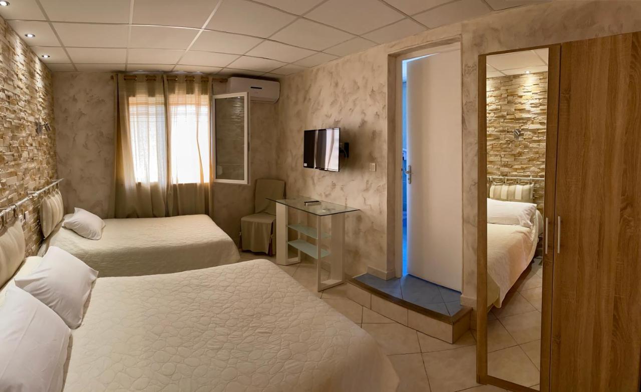Hôtel Le Derby Cagnes-sur-Mer Exterior foto