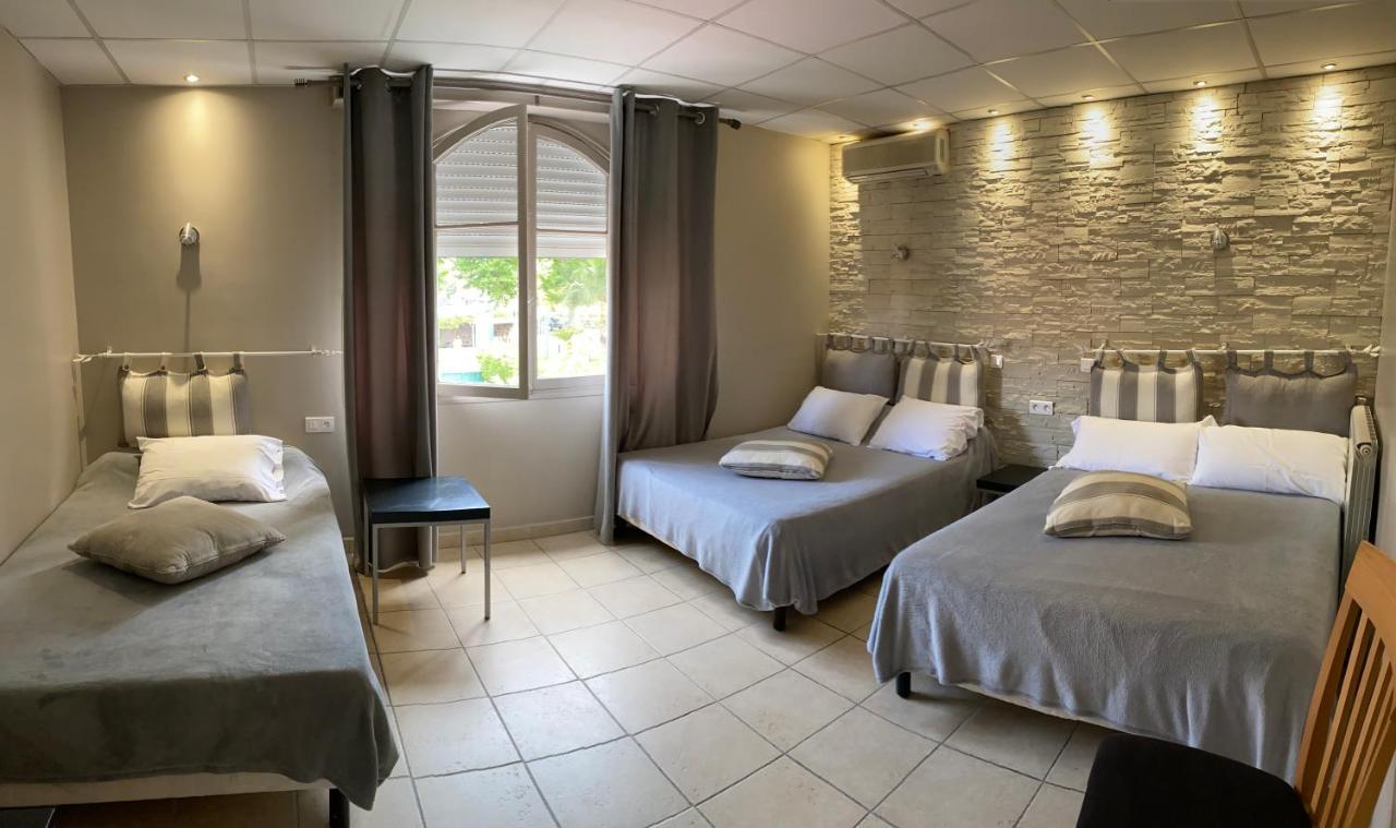 Hôtel Le Derby Cagnes-sur-Mer Exterior foto