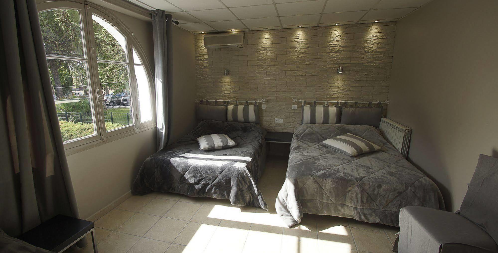 Hôtel Le Derby Cagnes-sur-Mer Exterior foto
